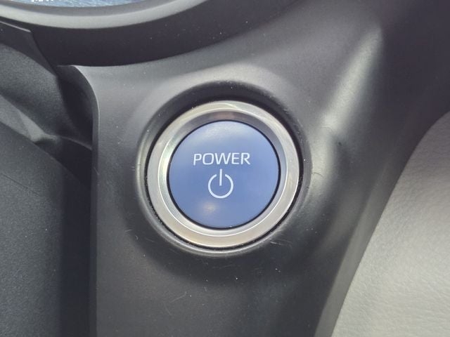 2021 Toyota Sienna LE 8 Passenger