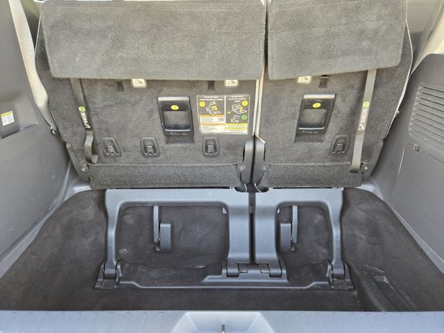 2021 Toyota Sienna LE 8 Passenger