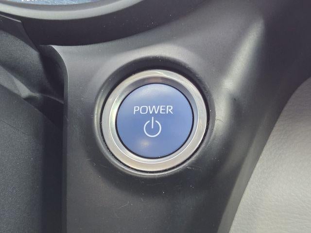 2021 Toyota Sienna LE 8 Passenger