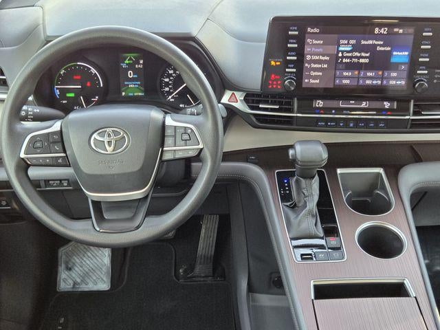 2021 Toyota Sienna LE 8 Passenger