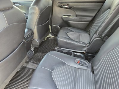 2022 Toyota Highlander XSE
