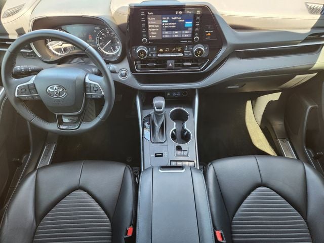 2022 Toyota Highlander XSE