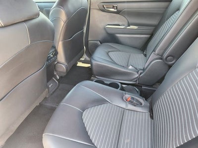 2022 Toyota Highlander XSE