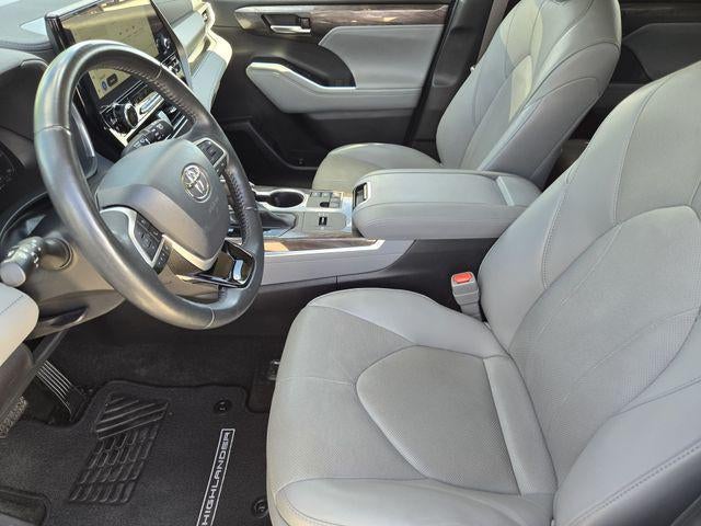 2023 Toyota Highlander Hybrid Limited