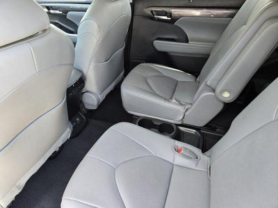 2023 Toyota Highlander Hybrid Limited