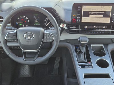 2024 Toyota Sienna XSE 7 Passenger