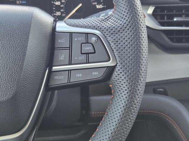 2024 Toyota Sienna XSE 7 Passenger