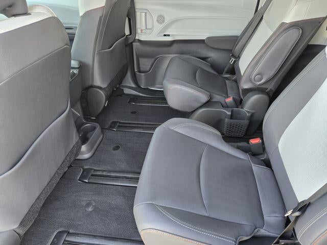 2024 Toyota Sienna XSE 7 Passenger