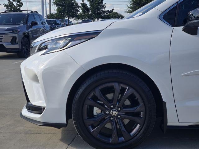 2024 Toyota Sienna XSE 7 Passenger