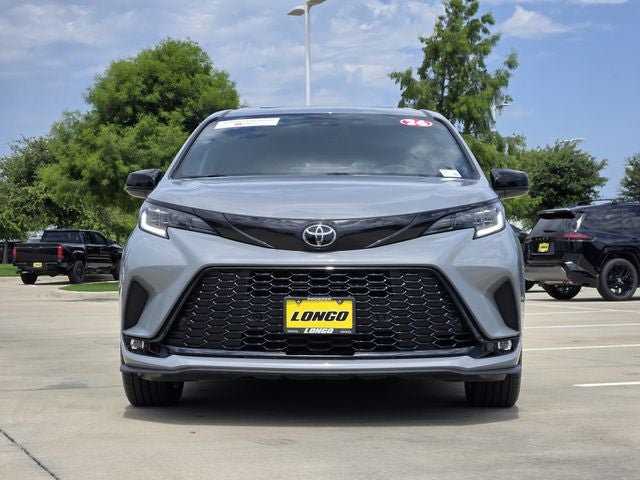 2026 Toyota Sienna XSE 7 Passenger