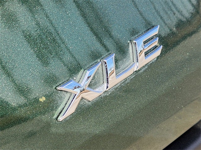 2025 Toyota Sienna XLE 8 Passenger