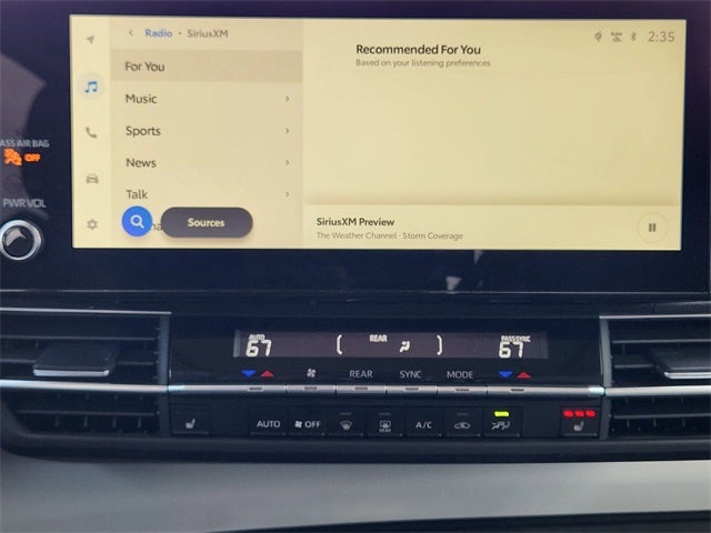 2025 Toyota Sienna XLE 8 Passenger