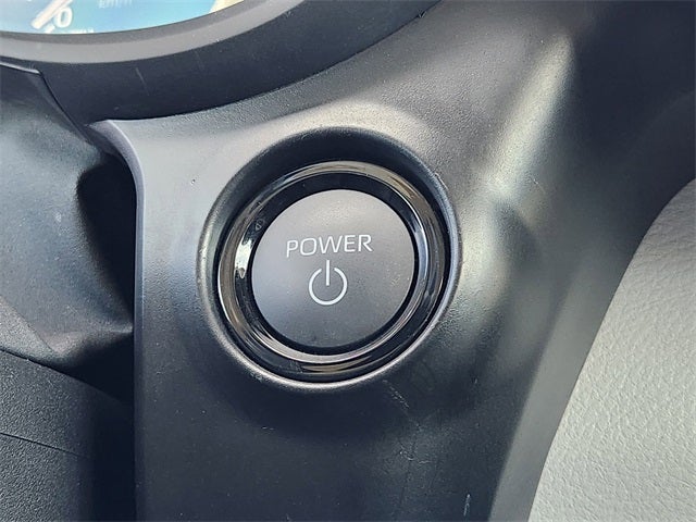 2025 Toyota Sienna XLE 8 Passenger