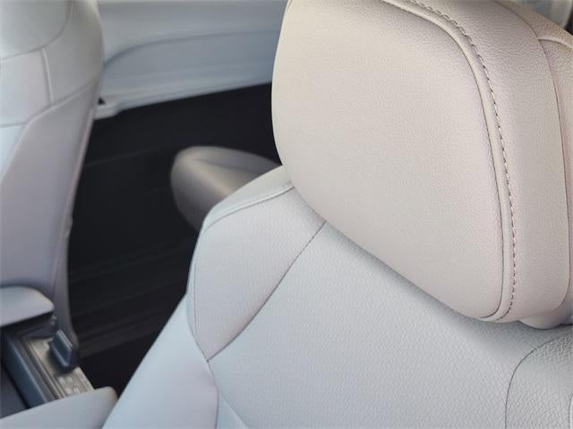 2025 Toyota Sienna XLE 8 Passenger