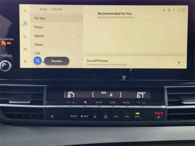 2025 Toyota Sienna XLE 8 Passenger