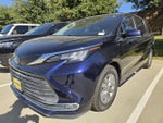 2021 Toyota Sienna XLE 8 Passenger