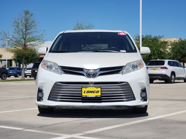 2018 Toyota Sienna XLE 8 Passenger