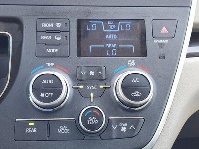 2018 Toyota Sienna XLE 8 Passenger