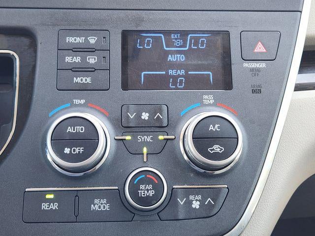 2018 Toyota Sienna XLE 8 Passenger