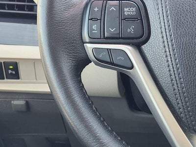 2018 Toyota Sienna XLE 8 Passenger