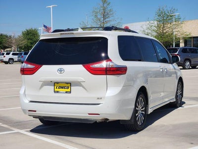 2018 Toyota Sienna XLE 8 Passenger
