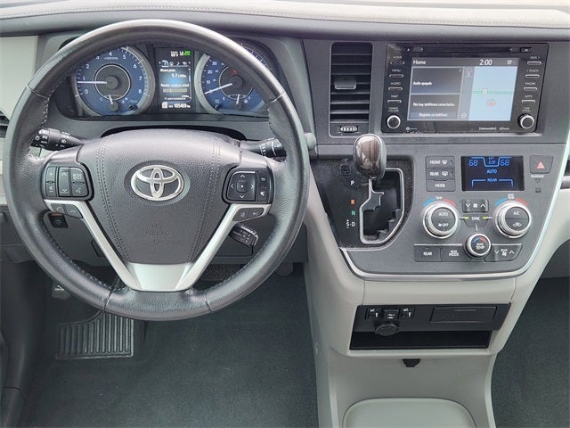 2019 Toyota Sienna XLE 8 Passenger