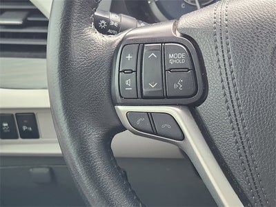 2019 Toyota Sienna XLE 8 Passenger