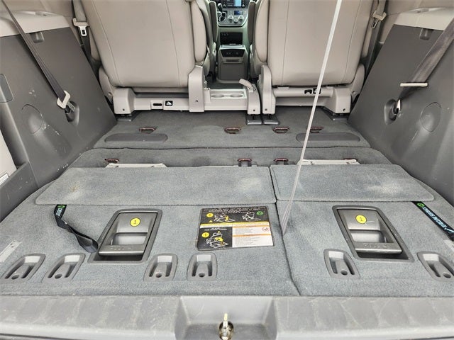 2019 Toyota Sienna XLE 8 Passenger