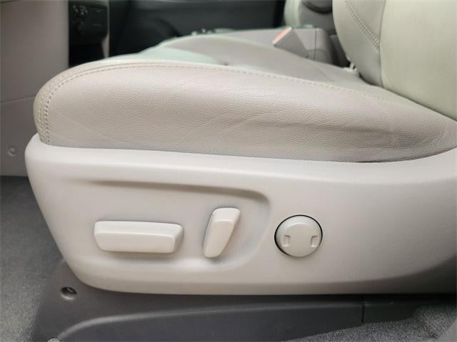 2019 Toyota Sienna XLE 8 Passenger