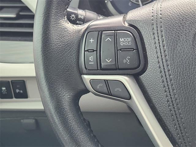 2019 Toyota Sienna XLE 8 Passenger