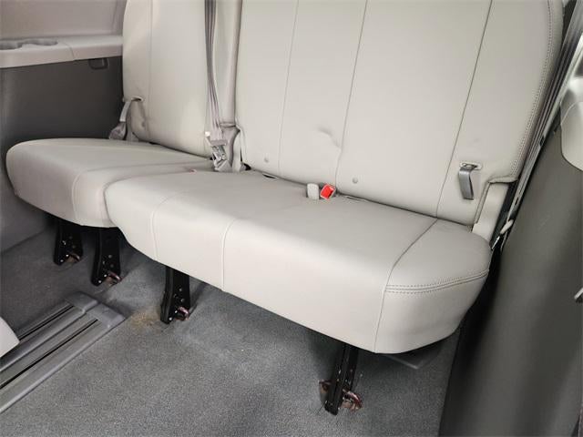 2019 Toyota Sienna XLE 8 Passenger