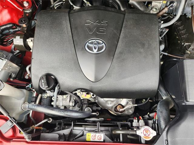 2019 Toyota Sienna XLE 8 Passenger