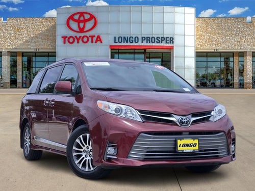2019 Toyota Sienna XLE 8 Passenger