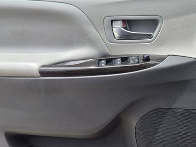 2019 Toyota Sienna XLE 8 Passenger