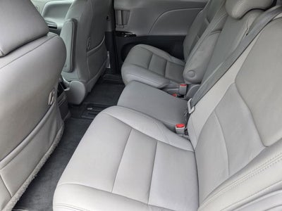 2019 Toyota Sienna XLE 8 Passenger