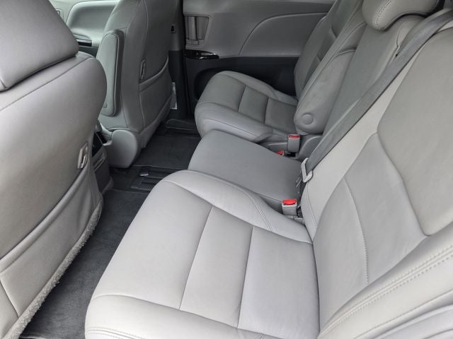 2019 Toyota Sienna XLE 8 Passenger