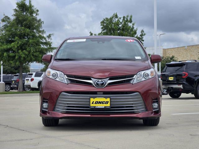 2019 Toyota Sienna XLE 8 Passenger