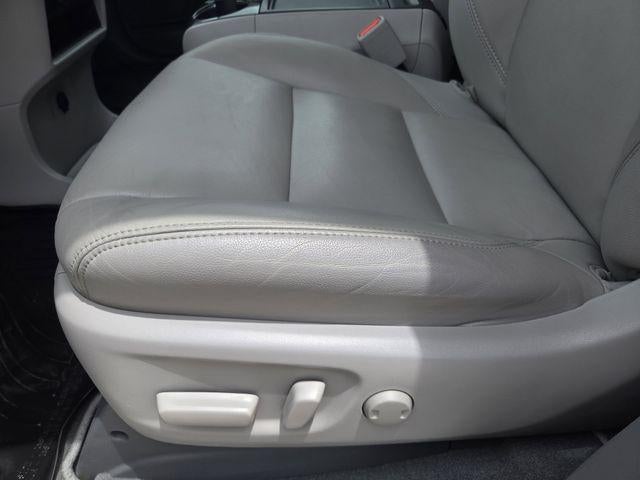 2019 Toyota Sienna XLE 8 Passenger