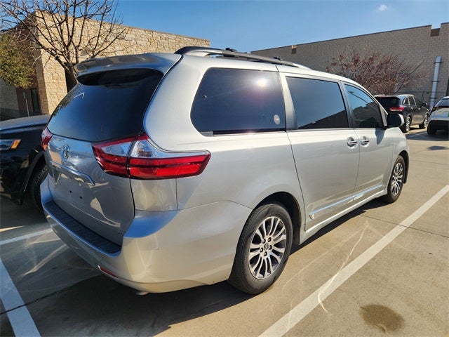 2019 Toyota Sienna XLE 7 Passenger