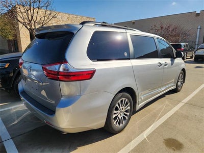 2019 Toyota Sienna XLE 7 Passenger