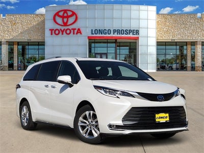 2025 Toyota Sienna Limited 7 Passenger