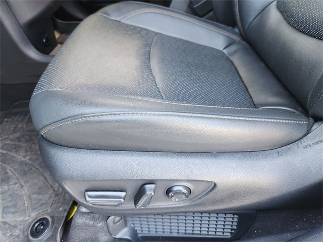 2025 Toyota Sienna Limited 7 Passenger