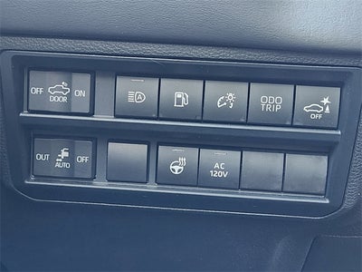 2023 Toyota Tundra Hybrid Platinum