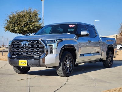 2023 Toyota Tundra Hybrid Platinum
