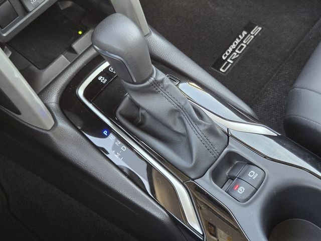 2025 Toyota Corolla Cross XLE