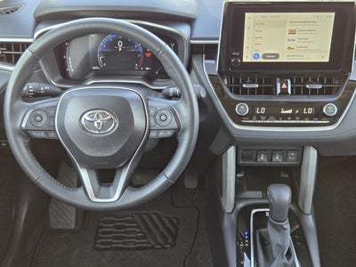 2025 Toyota Corolla Cross XLE
