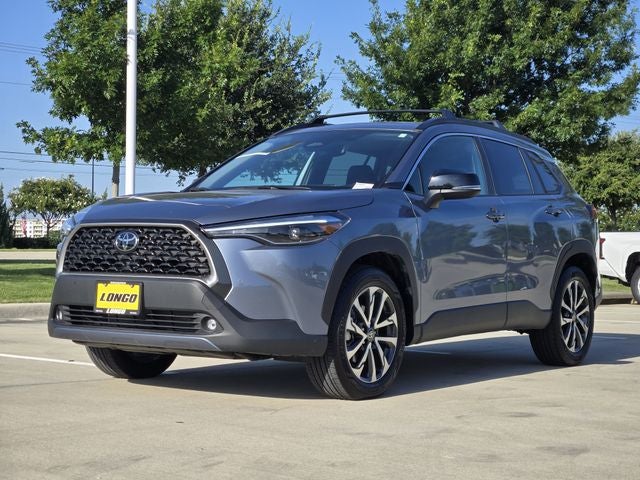 2025 Toyota Corolla Cross XLE