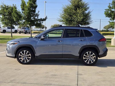 2025 Toyota Corolla Cross XLE