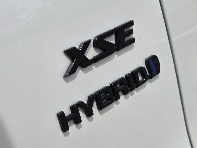 2024 Toyota Corolla Cross Hybrid XSE