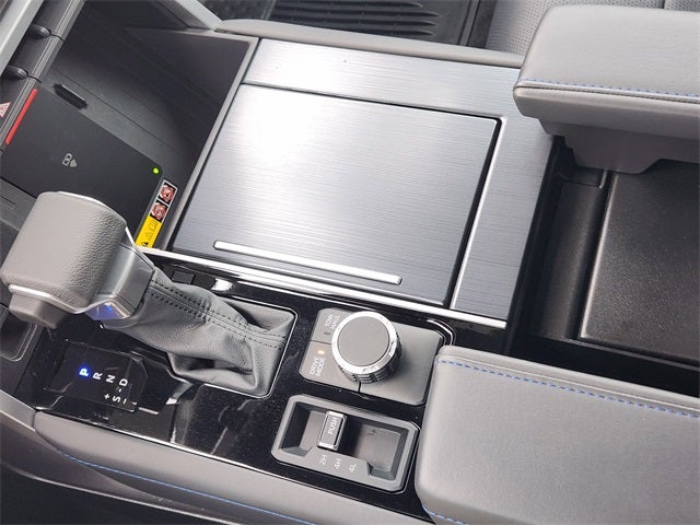 2025 Toyota Sequoia Platinum